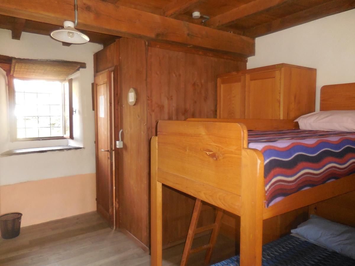 Ostello Podesteria Di Gombola Polinago Zimmer foto